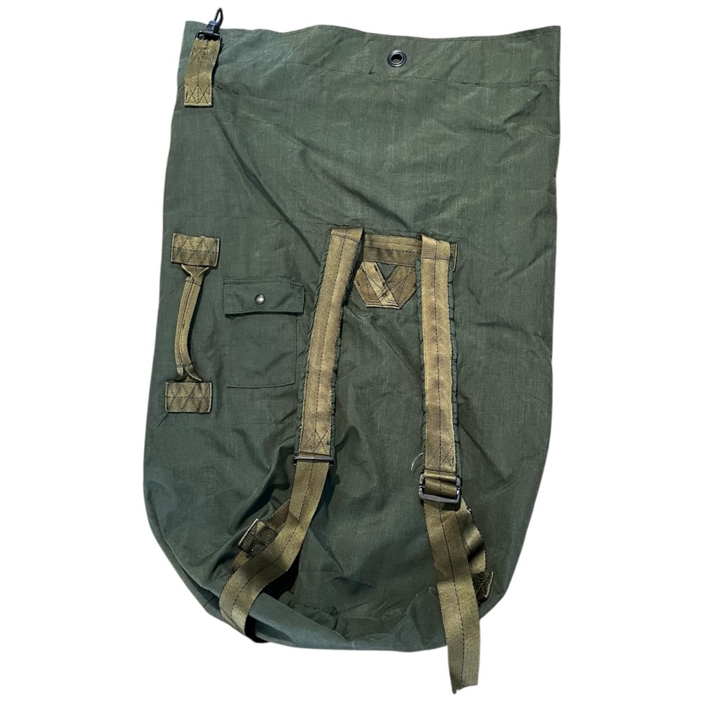 Vintage US Military Army Green Canvas Duffle Bag Backpack 36x24